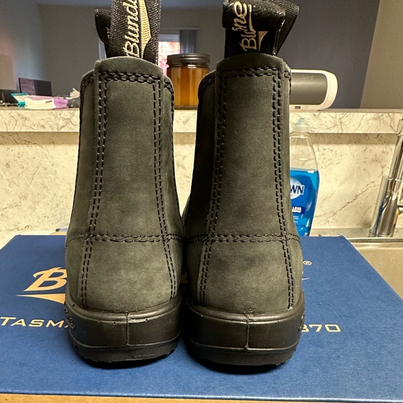 SOLD Blundstone 587’s size 6.5 / aus 3.5 - Picture 3 of 5